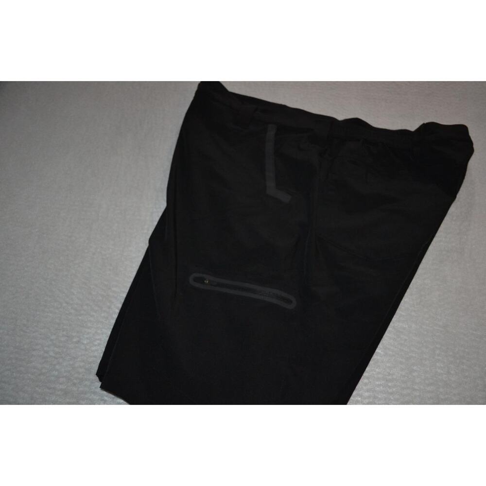 29285 Field & Stream Athletic Cargo Shorts Fishing Black Size 2XL Mens